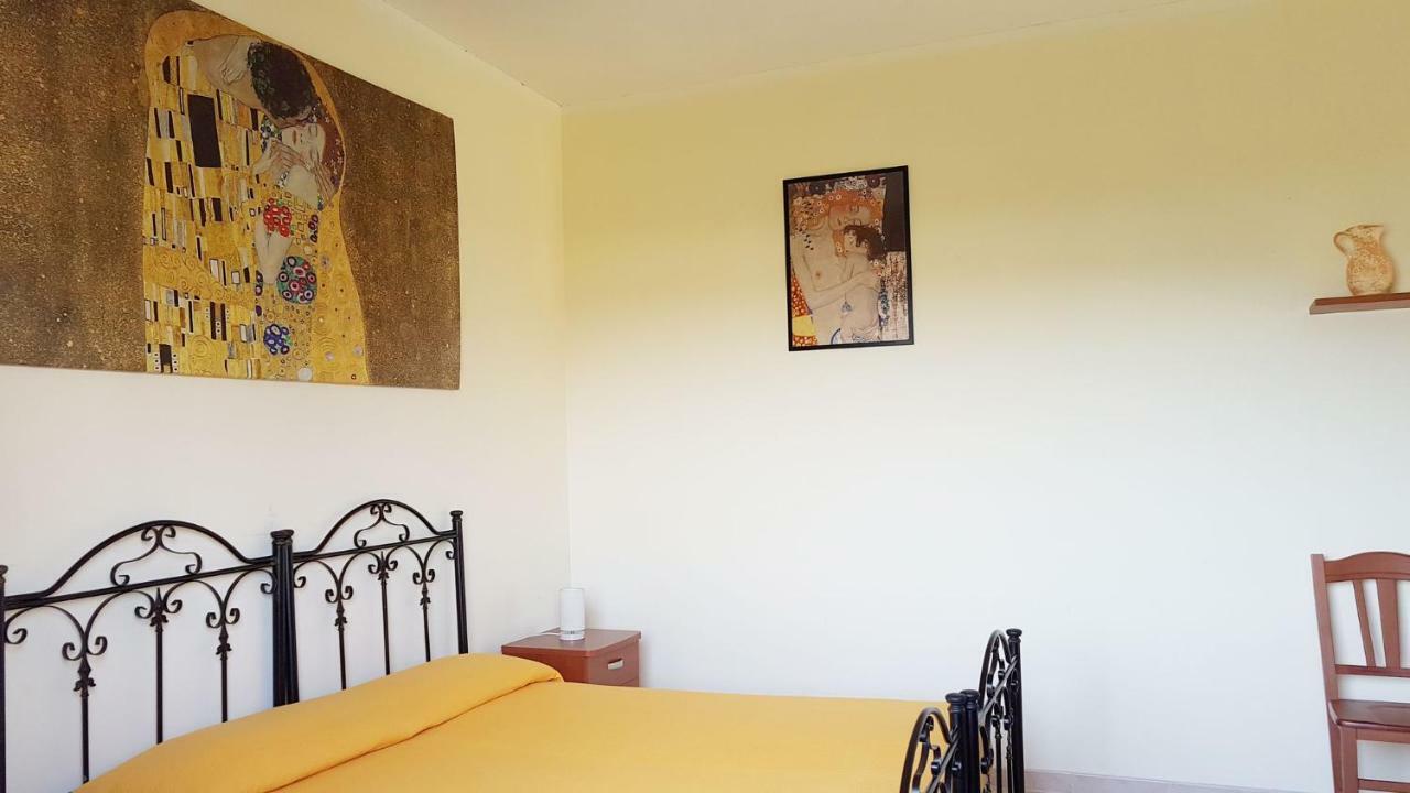 Villa Il Casale Di Zio Marco à Torre Chianca Extérieur photo