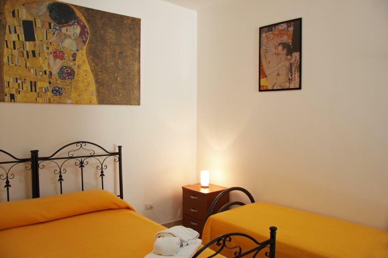 Villa Il Casale Di Zio Marco à Torre Chianca Extérieur photo