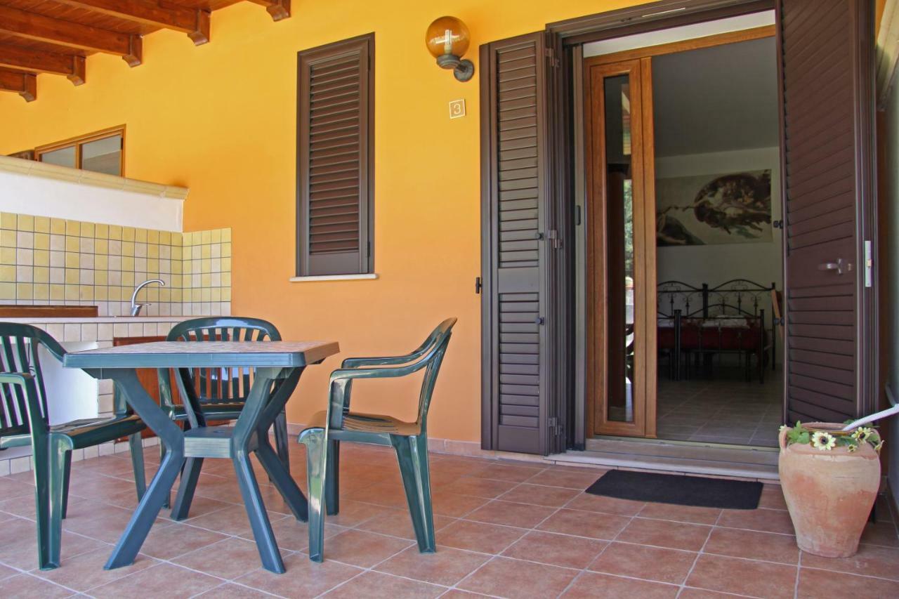 Villa Il Casale Di Zio Marco à Torre Chianca Extérieur photo